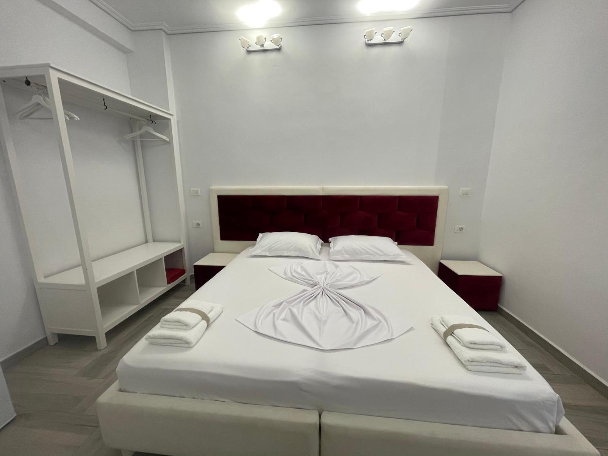 Cava Boutique Hotel Sarande Exterior photo