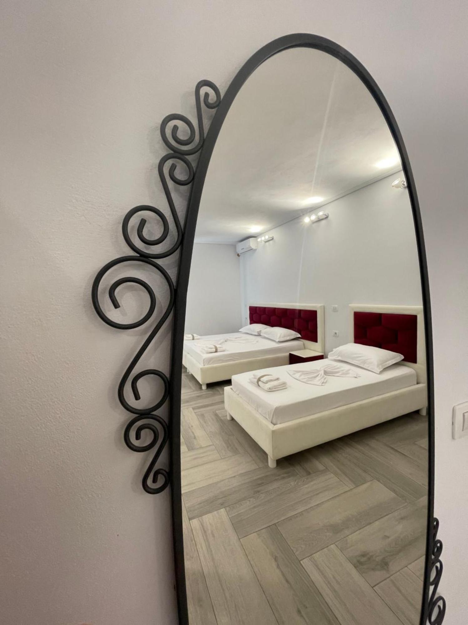 Cava Boutique Hotel Sarande Exterior photo